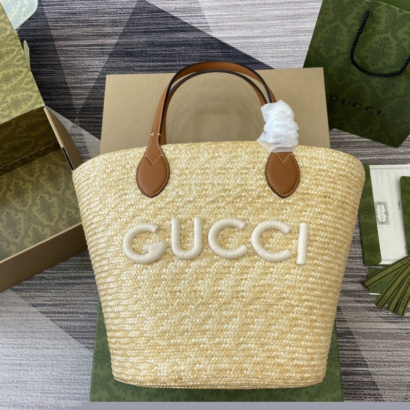 G*u*i shopping bags